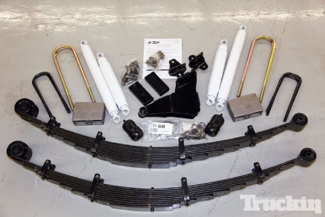 Lift Kit on a 2003 Ford Excursion: Family Hauler Makeover
