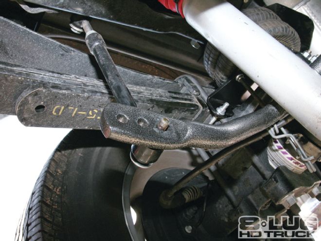 Hellwigs Air Kit & Sway Bars - Taming The Beast