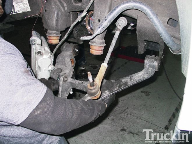McGaughys Lift Kit on a 2011 GMC Sierra Denali 2500HD - High Expectations