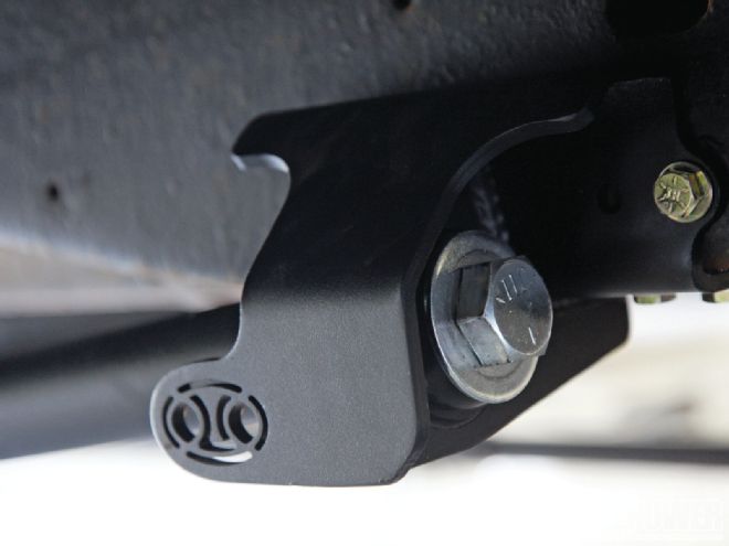 Traction Bar Install