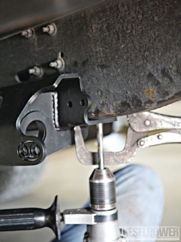 Traction Bar Install