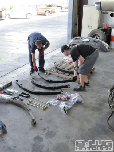 Ford Super Duty Skyjacker Leaf Spring Lift