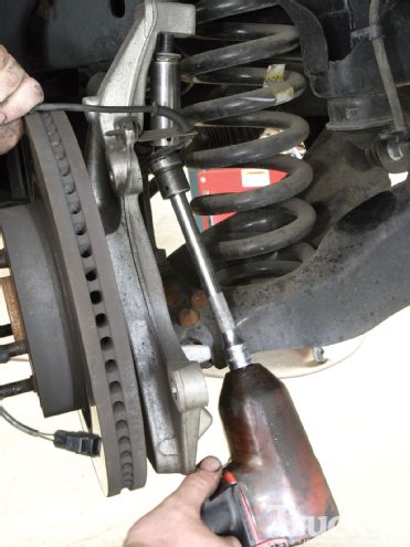 McGaughys Dodge Ram SRT Lowering Kit - Dodge Lowdown