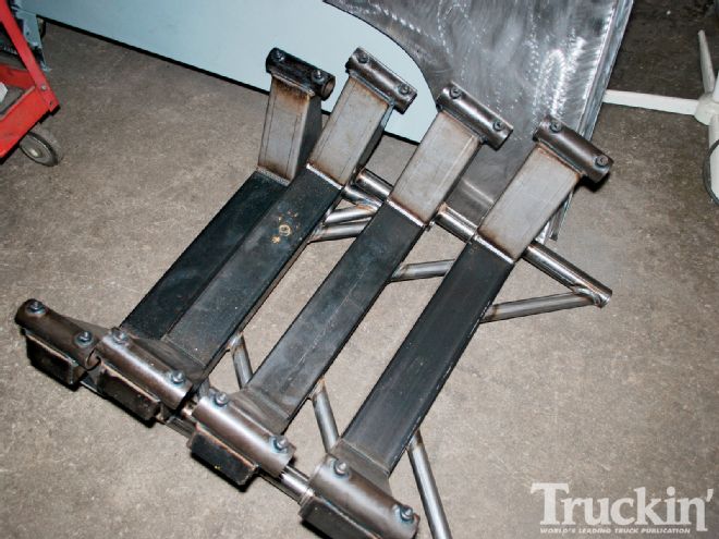 Big-Time Fun For F-100s - Tech