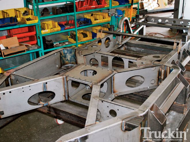 Big-Time Fun For F-100s - Tech