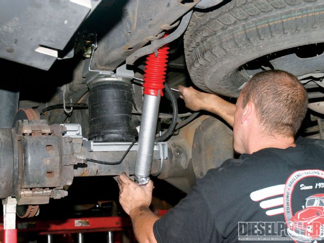 2005 Dodge Ram 3500: Air Suspension Install