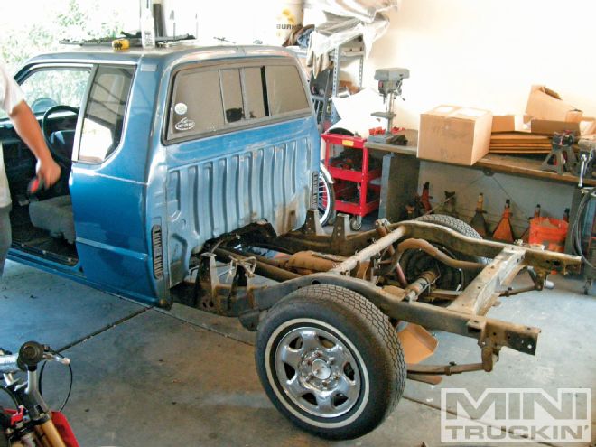 TRE 5 Customs Mitsubishi Mighty Max Build - Hydroholics Mitsu