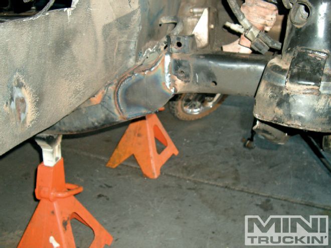 TRE 5 Customs Mitsubishi Mighty Max Build - Hydroholics Mitsu
