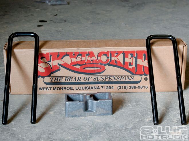 Chevy Silverado 2500HD Skyjacker Suspension Lift - Heavy-Duty Lifting