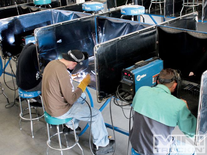 Crash Course Program At The Fab School - A Fabrication Education