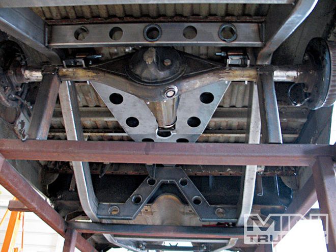 Full Frame Build On A 1972 Toyota Hilux - Project Low Lux