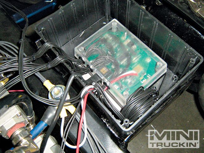 Air Lift Auto Pilot Setup - Daily Dime