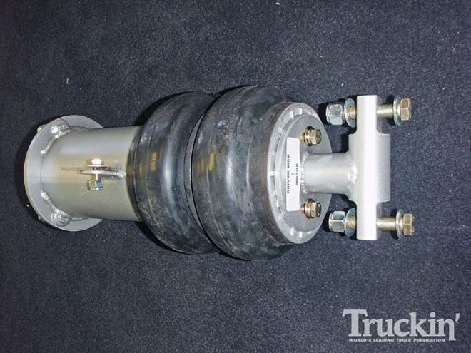 2008 Chevy Silverado Suspension Upgrade - Airbags + Toolbox = Laid Out Chevy