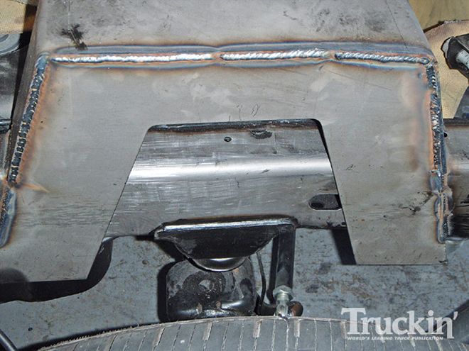 2008 Chevy Silverado Suspension Upgrade - Airbags + Toolbox = Laid Out Chevy