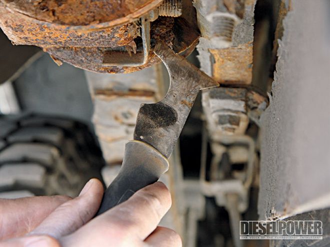 1997 Ford F350 Underbody Rust Removal - Busting Rust