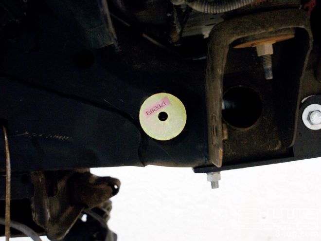 Rancho 4-Inch Lift On A 2004 Chevy Silverado 2500HD Duramax - Pick It Up!
