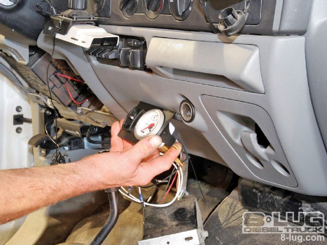 Firestone Ride-Rite Air Helper Springs Install on a 2006 Ford F-250 - Gimme A Lift