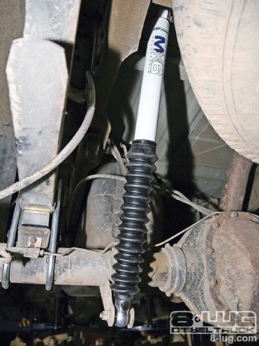 Suspension Lift Kit on a Ford F-350 - Pro Comp Package Deal