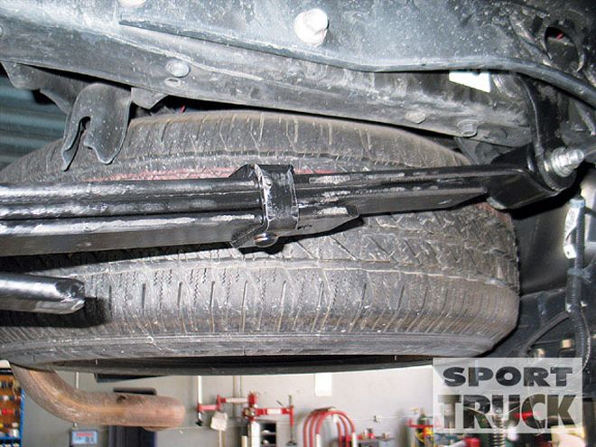 2007 Toyota Tundra Ground Force Drop Kit - Going Down