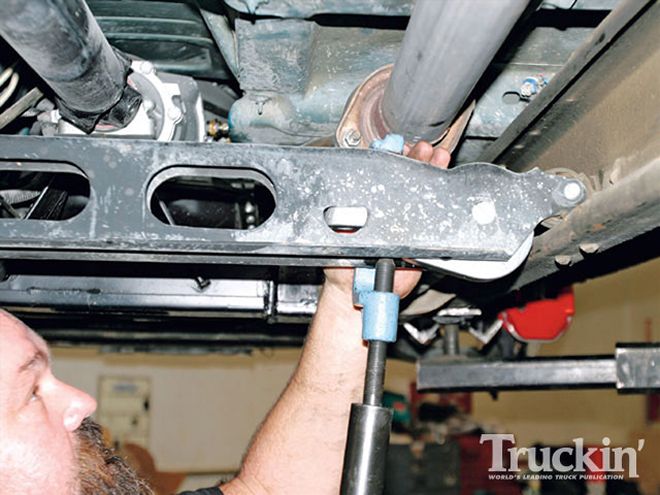 Chevy Silverado Belltech Lowering Kit - Air-Free Suspension