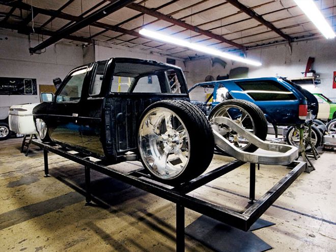 BBT Fabrications - Custom Truck Shop