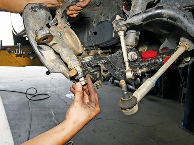 DJM Drop Kit Installation On A 2007 Toyota Tacoma - Toyota Downs