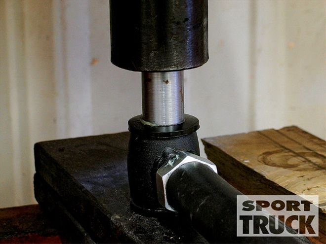 Four Link Install On A Chevy S10 - Easy Four-Link