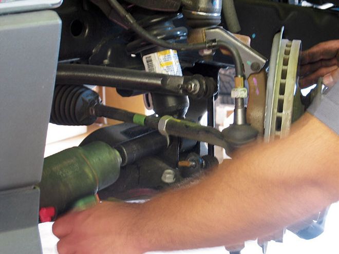 Lowering the Suspension of a 2007 Chevy Colorado - MMM...Drop