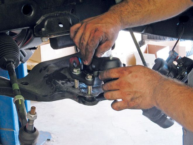 Lowering the Suspension of a 2007 Chevy Colorado - MMM...Drop