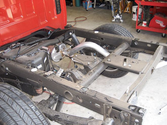 2007 GMC Sierra Air Bag Suspension - Lay Out  a Late Model