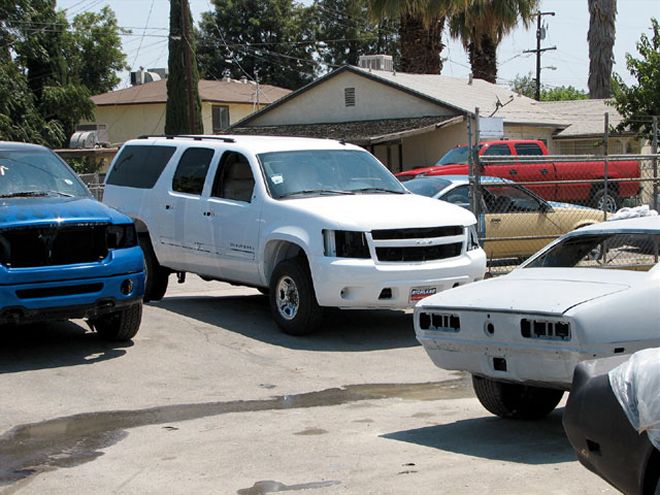 2007 Chevy Suburban Buildup - From Stocker To Shocker