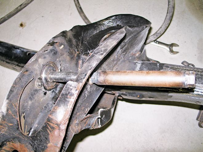 1994 Mitsubishi Mighty Max - Weekend Warrior: STK TRUK Edition Part 8: Mitsu Front End (Part 2)