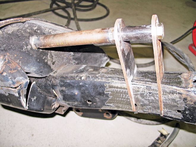 1994 Mitsubishi Mighty Max - Weekend Warrior: STK TRUK Edition Part 8: Mitsu Front End (Part 2)