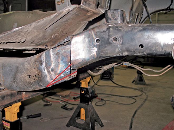 1994 Mitsubishi Mighty Max - Weekend Warrior: STK TRUK Edition Part 7: Narrow the Frame for Clearance (Part 1)