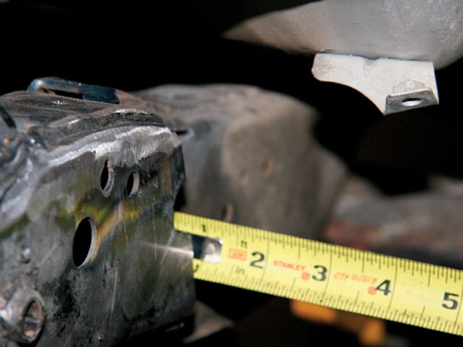 1994 Mitsubishi Mighty Max - Weekend Warrior: STK TRUK Edition Part 7: Narrow the Frame for Clearance (Part 1)