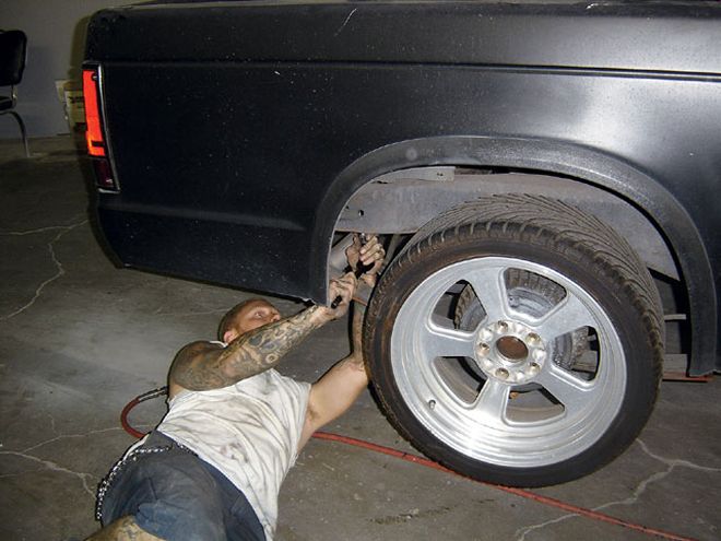 Chevrolet S10 Air Ride Suspension - Project Kustom, Part 1