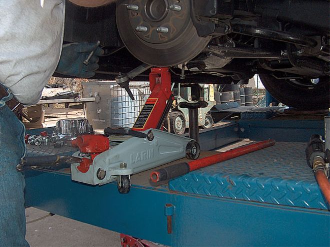2007 Chevrolet Silverado Drop Kit - A Low-Down Drop