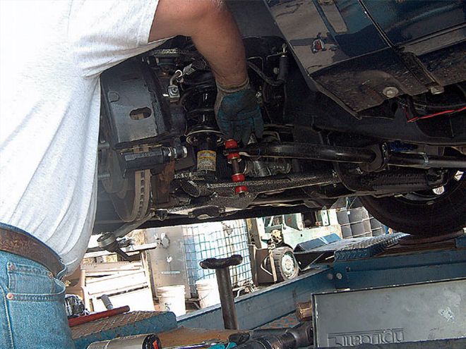 2007 Chevrolet Silverado Drop Kit - A Low-Down Drop