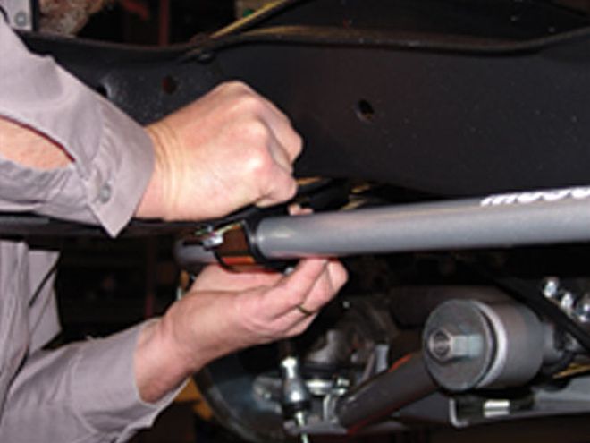 1973-1987 Chevrolet C10 - Air Bag Kit Installation - Slamming A Square-Body C10
