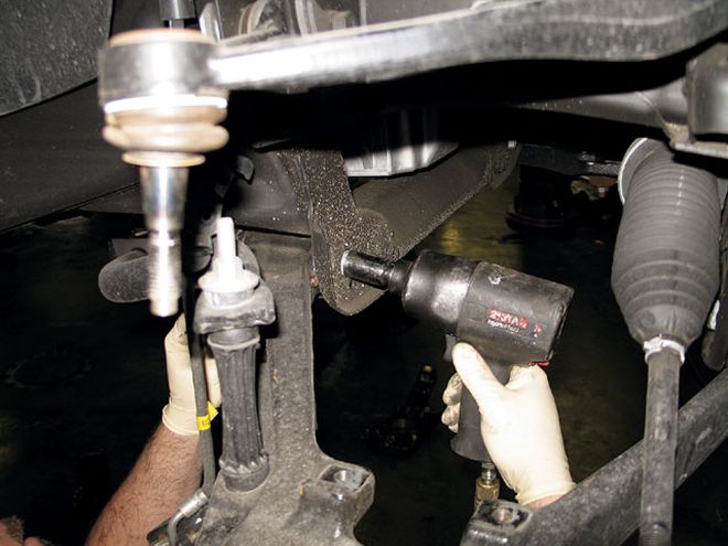 2007 GMC Sierra Lift Kit Install - Penthouse View