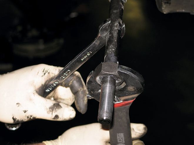 2007 GMC Sierra Lift Kit Install - Penthouse View