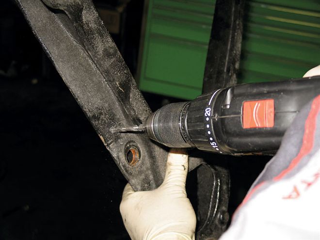 2007 GMC Sierra Lift Kit Install - Penthouse View