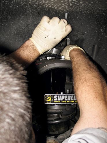 2007 GMC Sierra Lift Kit Install - Penthouse View