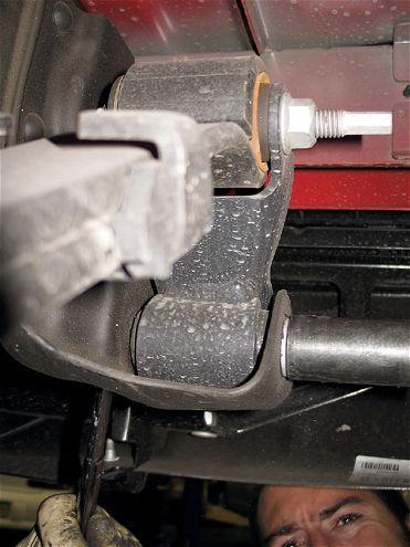 2007 GMC Sierra Lift Kit Install - Penthouse View
