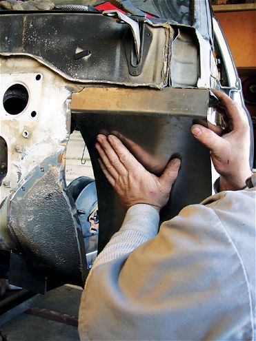 1993 Toyota Pickup - Weekend Warrior: Part 6 (Body Drop 2), Firewall & Frame Horns