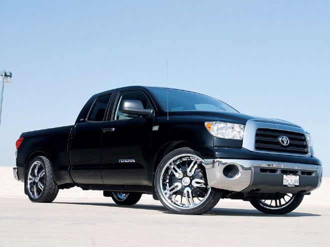 2007 Toyota Tundra front View