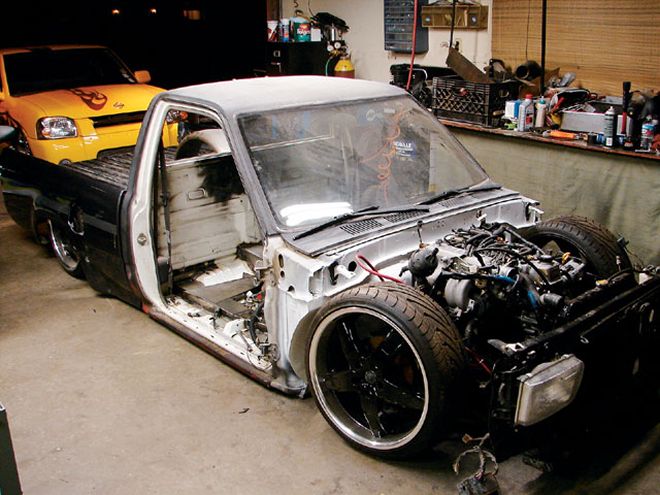 1993 Toyota Pickup - Weekend Warrior: Part 5 (Body Drop 1), Bed & Cab
