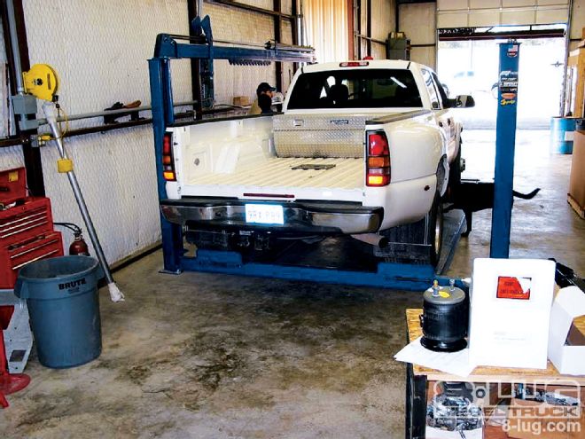 Kelderman Air Ride System - Air It Up