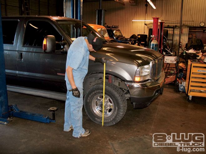 Skyjacker 4-Inch Lift Kit - Standing Proud