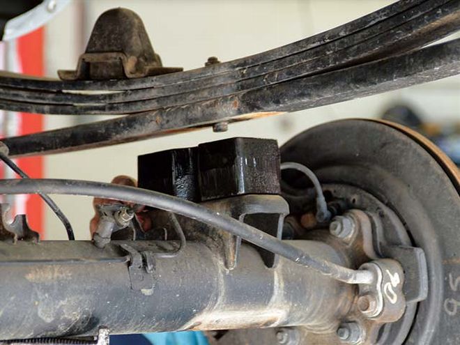 2005 Nissan Titan Lift - Altering the Ego of the Titan